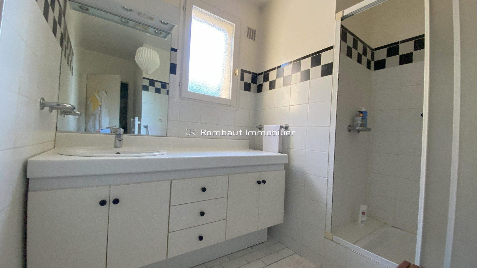 1720172254_VM2918_10_original