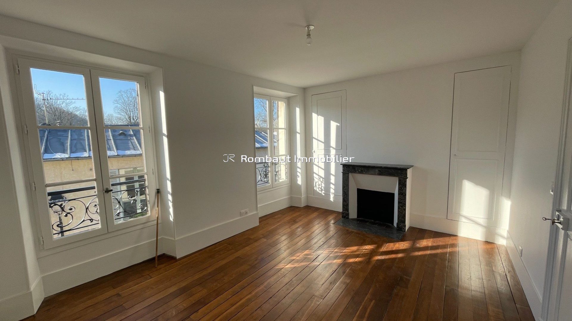 1720172429_LM2873_7_original