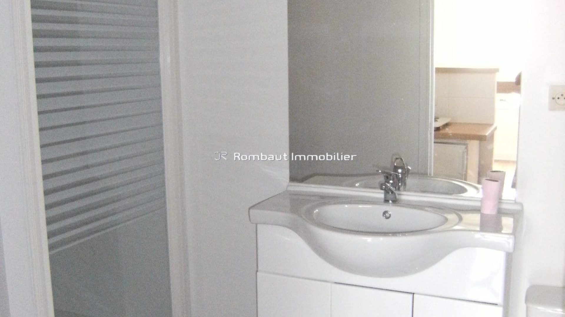 1725521349_LA4219_2_original