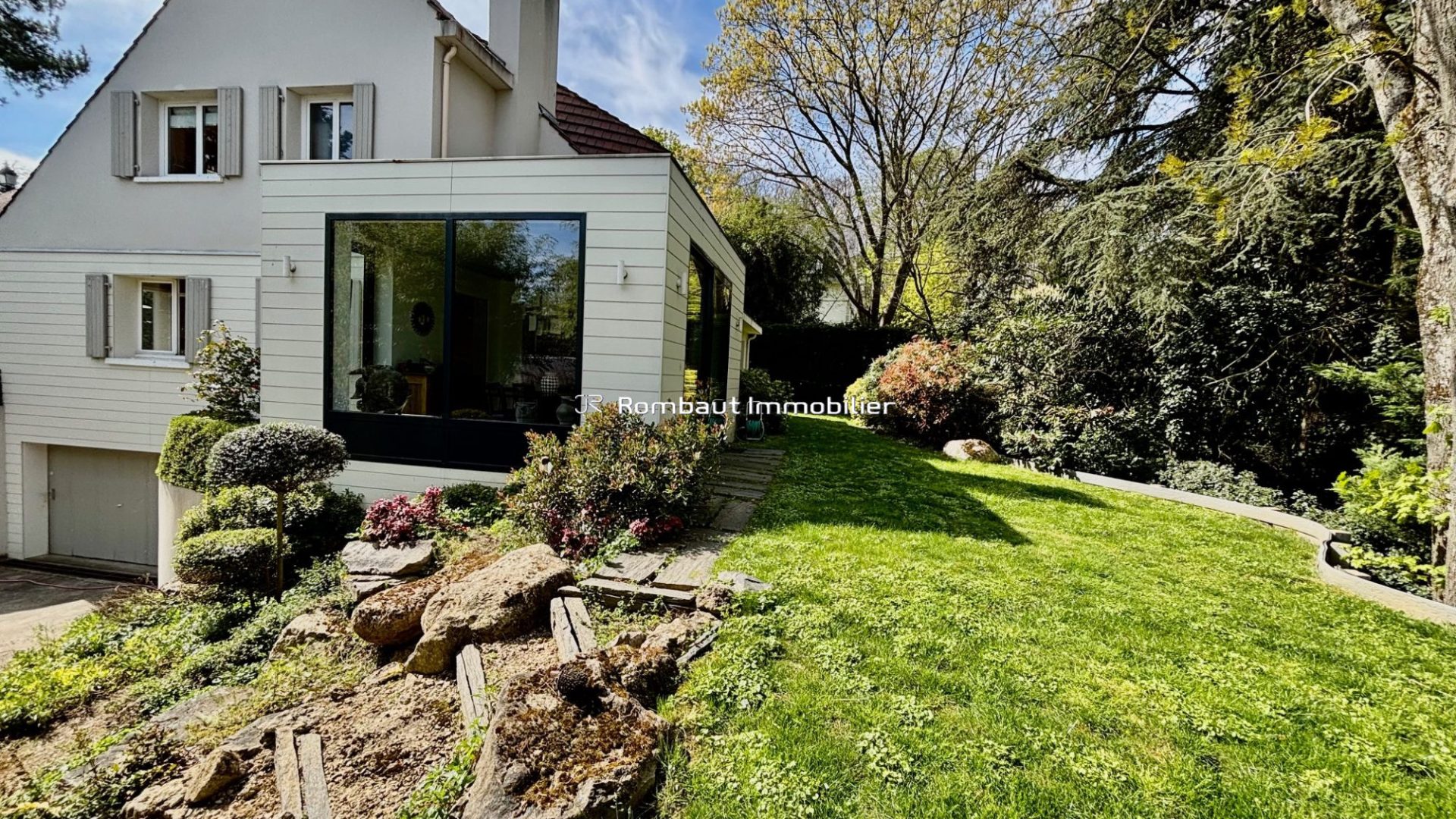 1746549855_VM2994_8_original