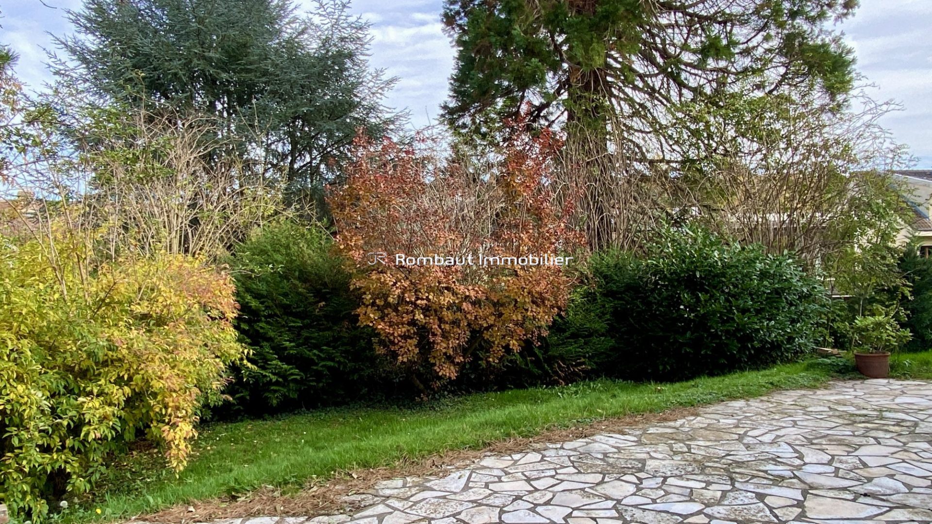 1762418776_VM3030_2_original