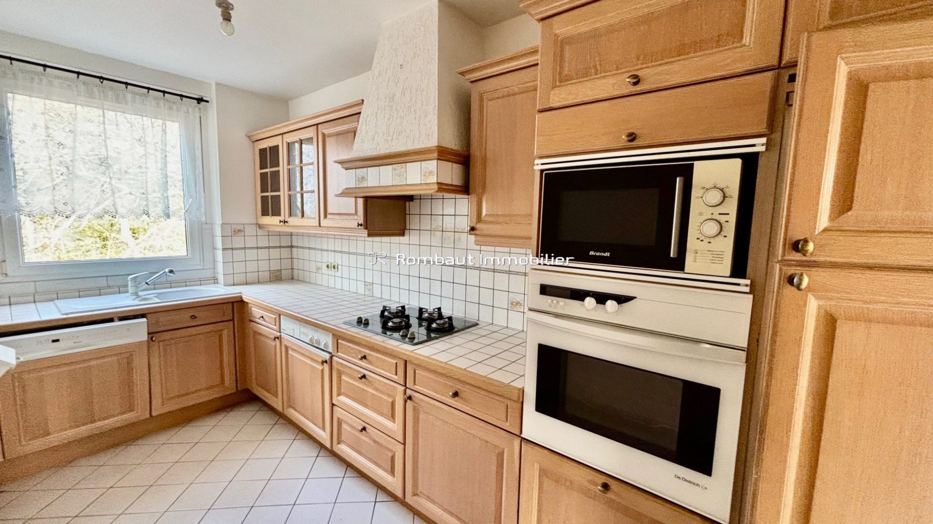 1763383000_VA6298_5_original