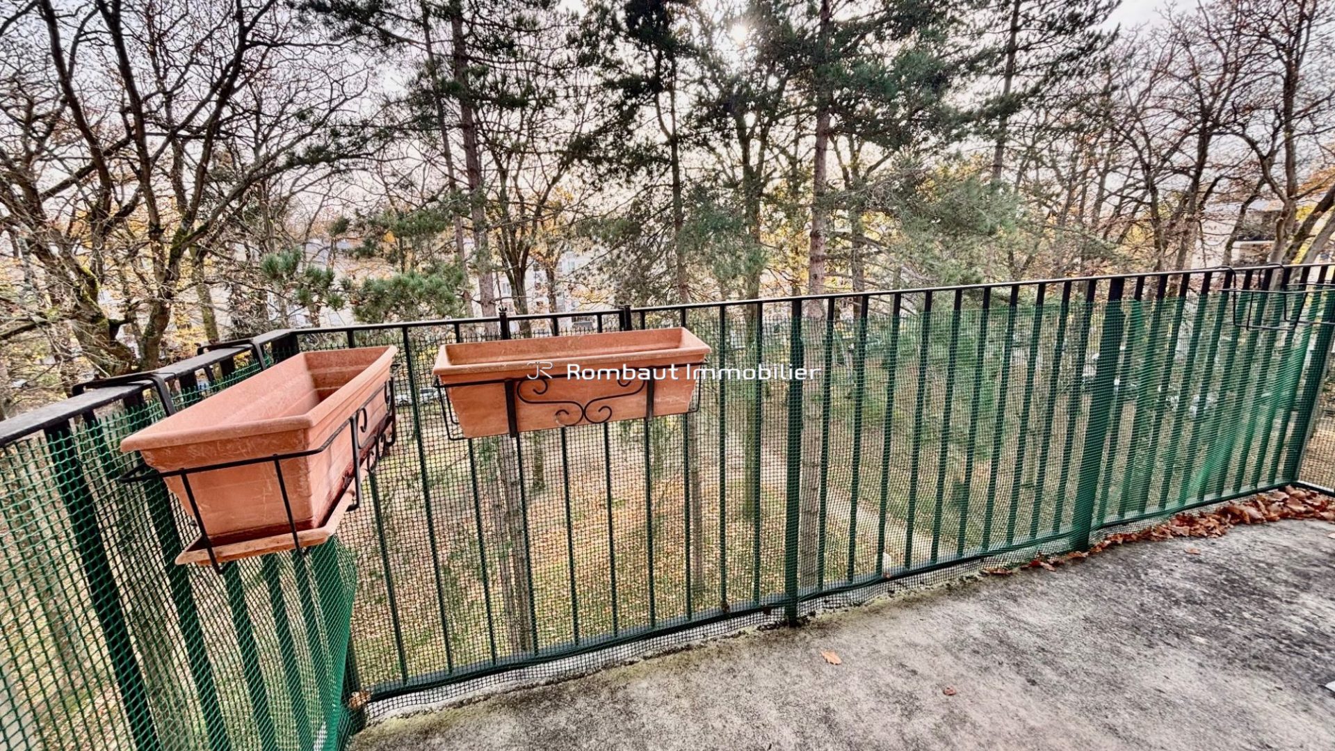 1763383070_VA6298_12_original