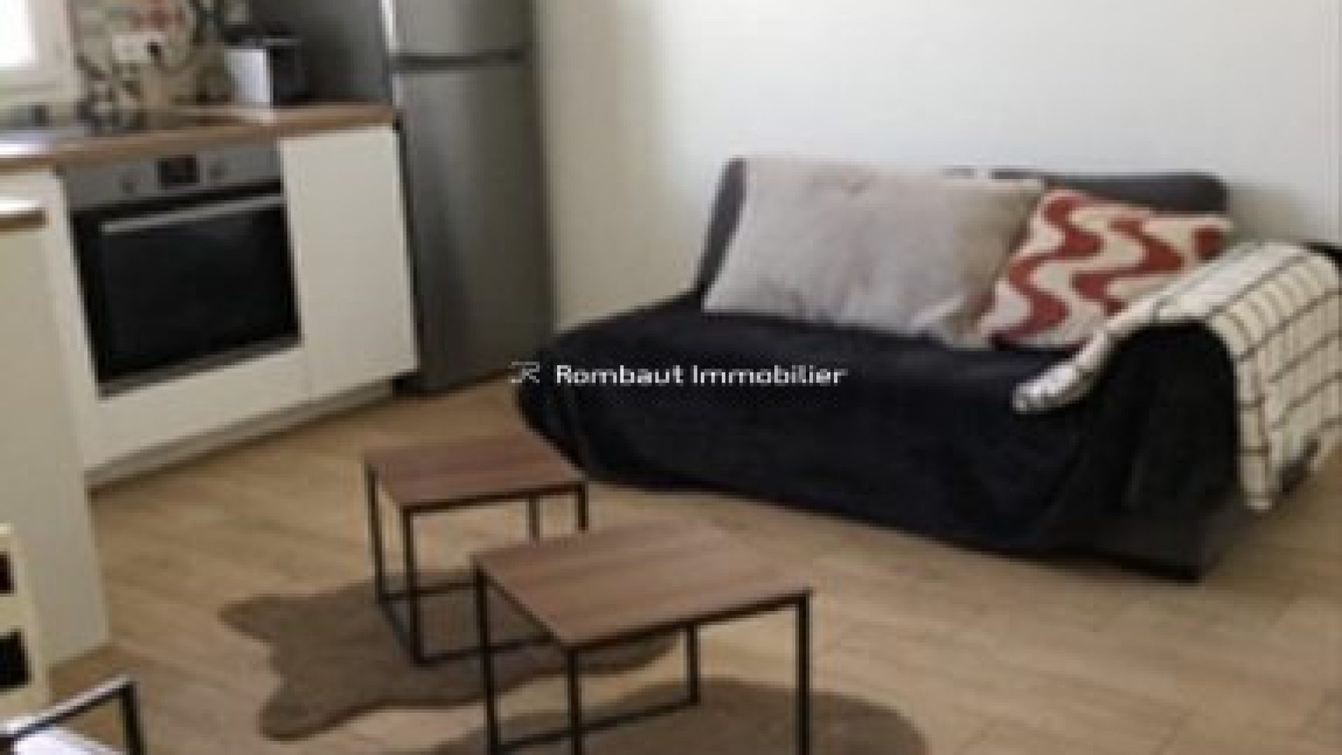 1763717774_LA6300_2_original