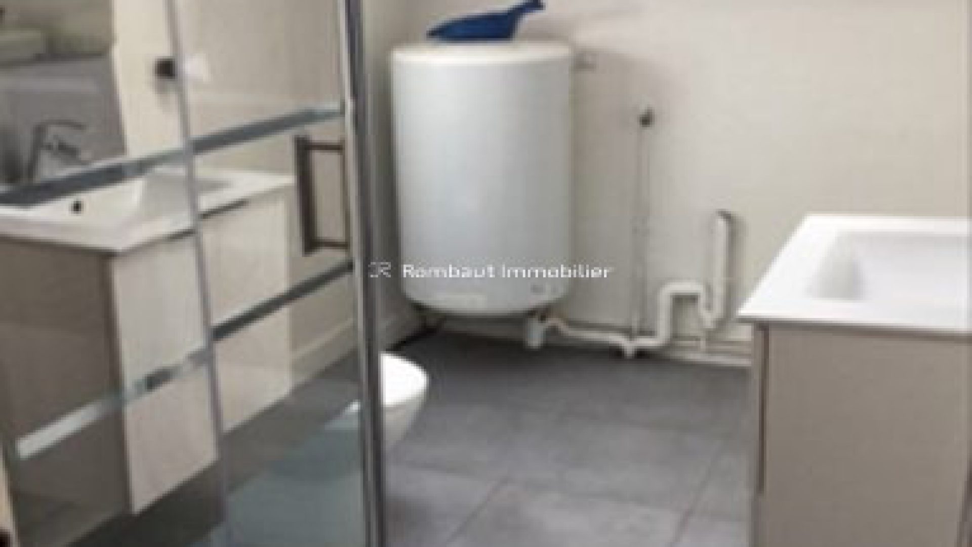 1763717775_LA6300_4_original