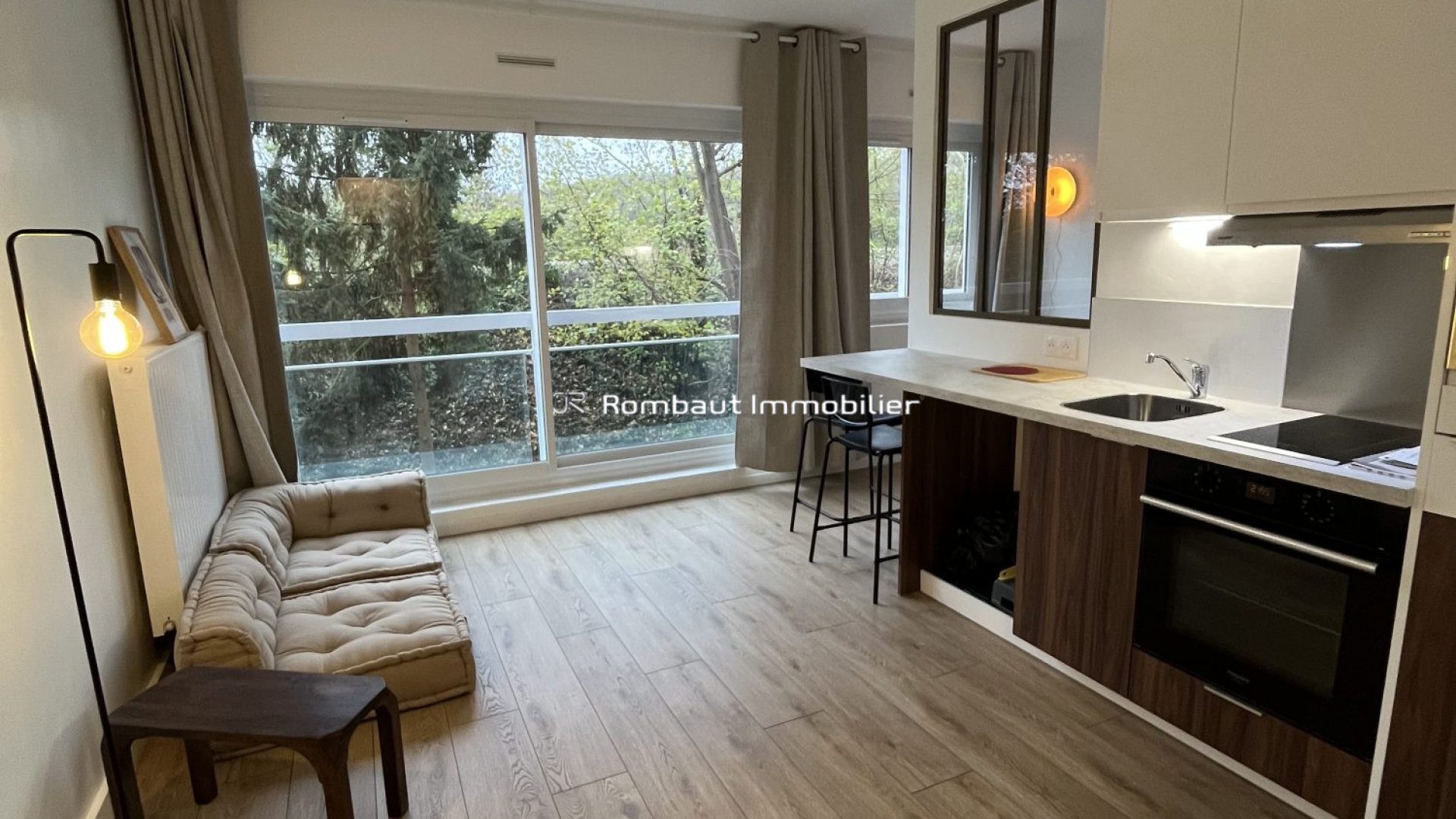 1764089170_LA6306_5_original