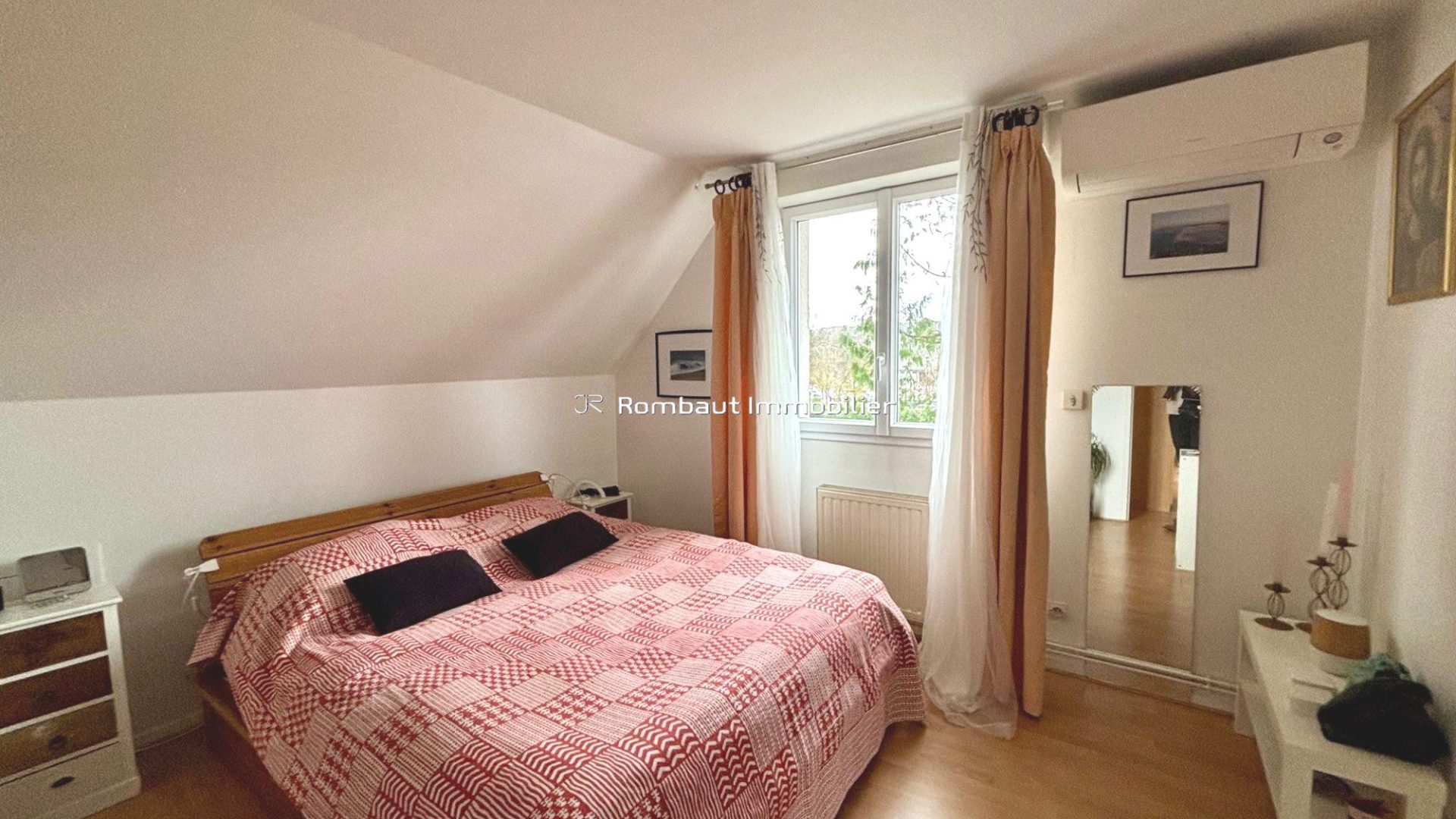 1764153873_VM3038_6_original