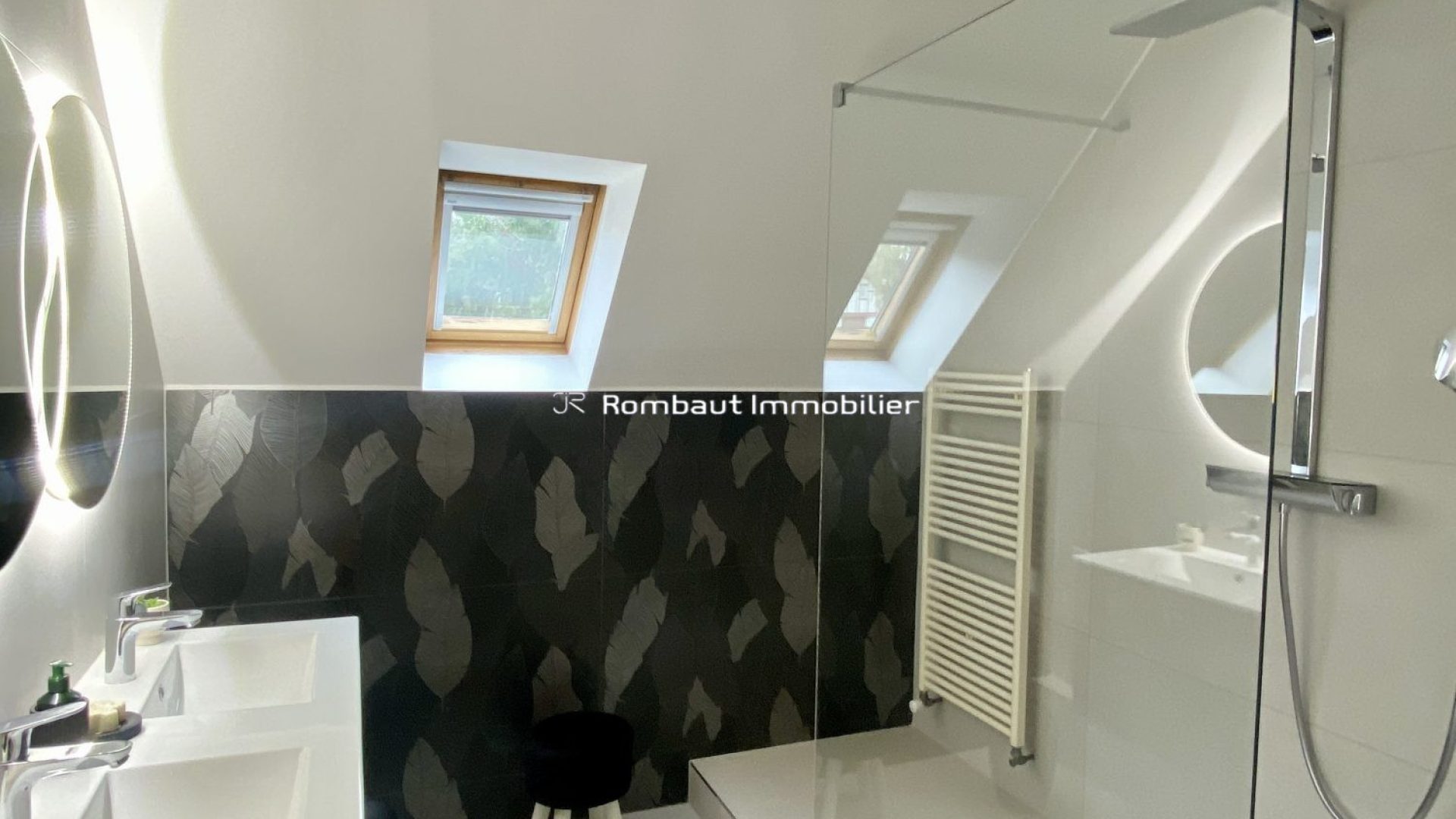 1764154052_VM3038_10_original