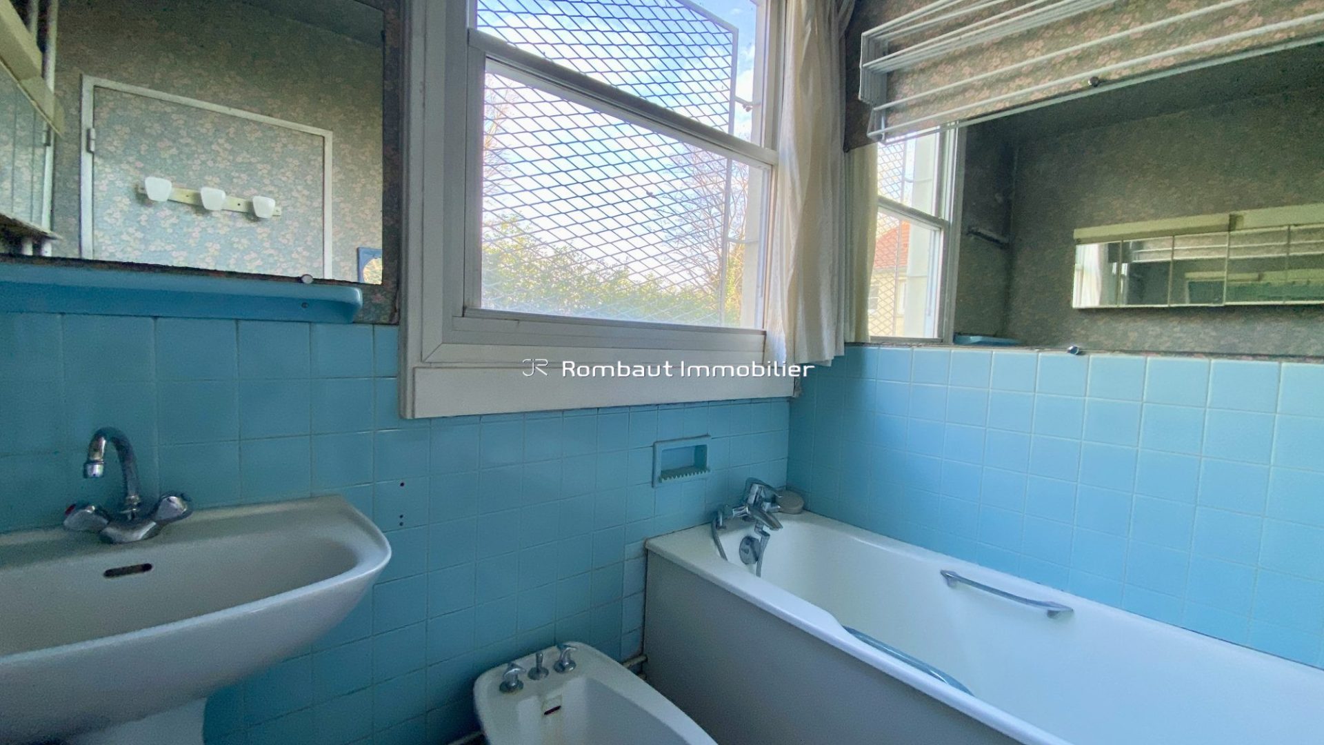 1764155024_VA6304_13_original