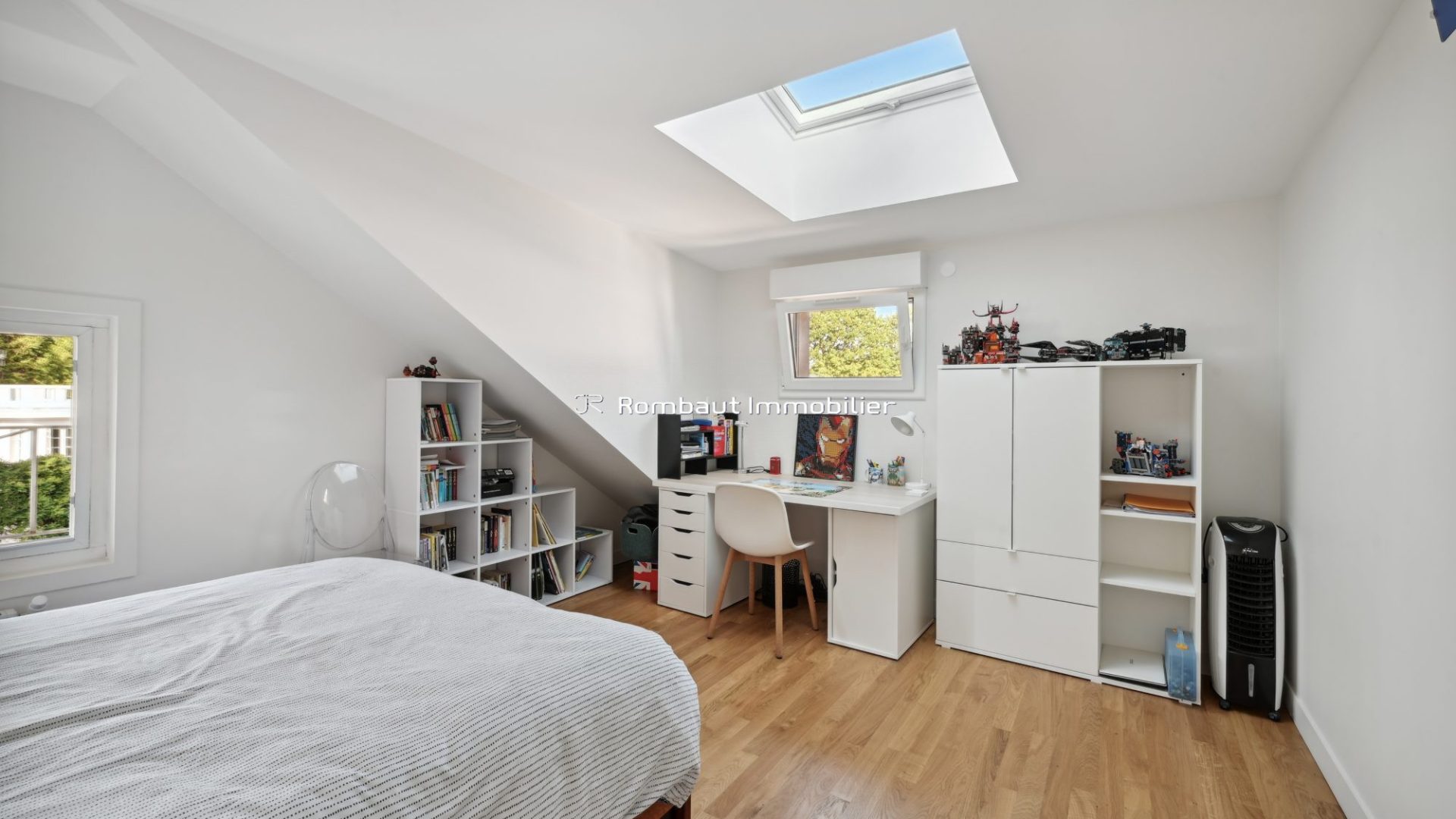 1766076663_VM3034_21_original