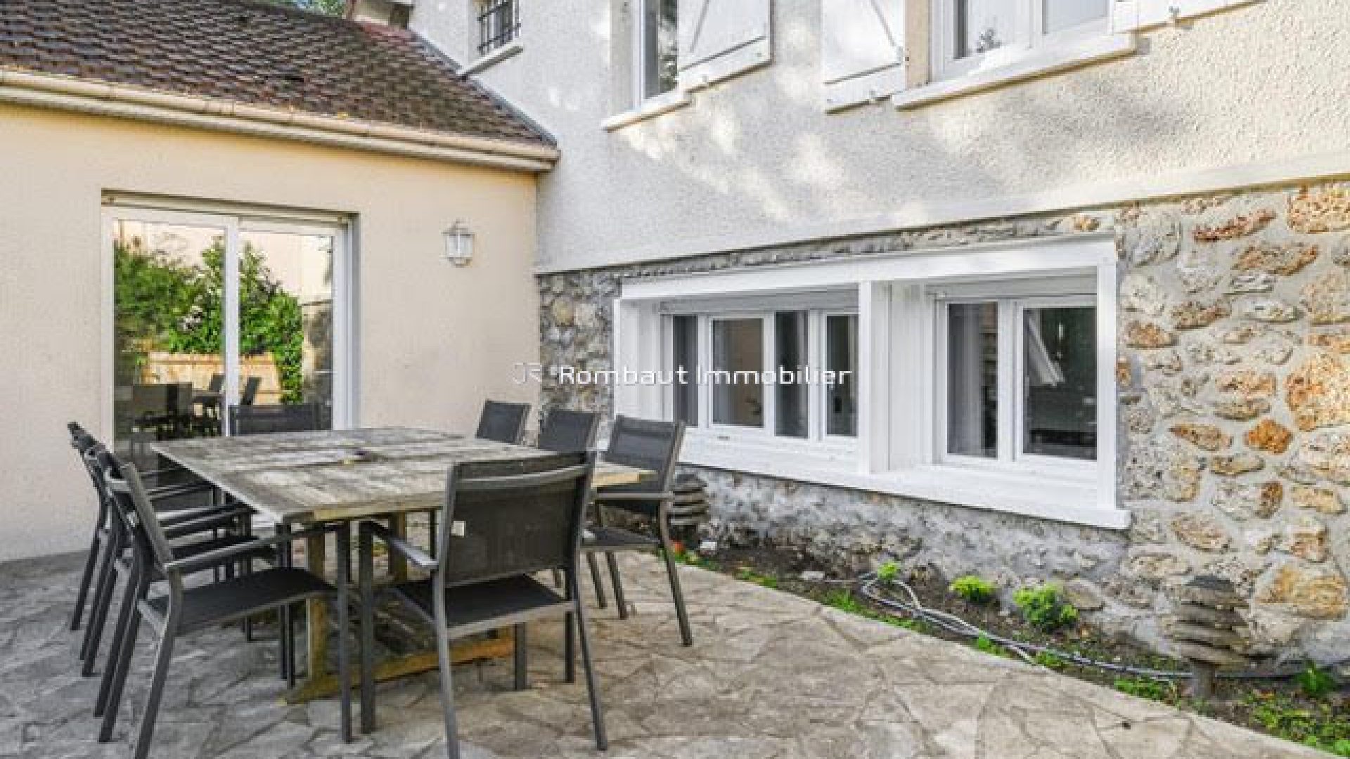 1766076698_VM3034_26_original