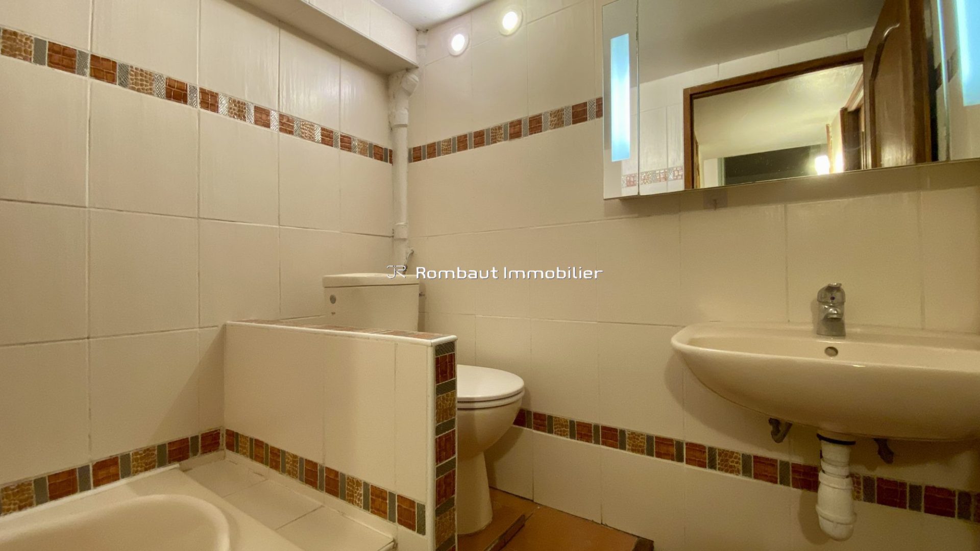 1767975420_VM2930_16_original