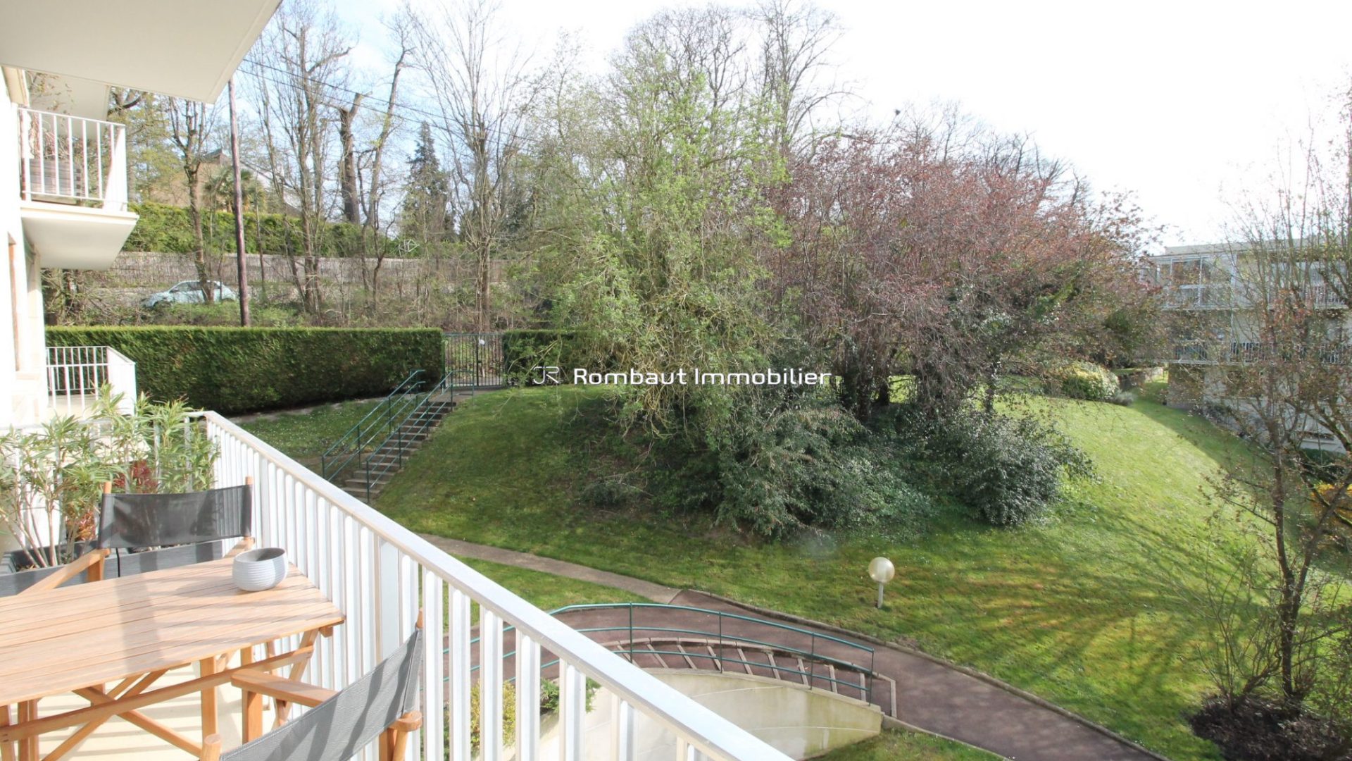 1773842976_LA6342_11_original