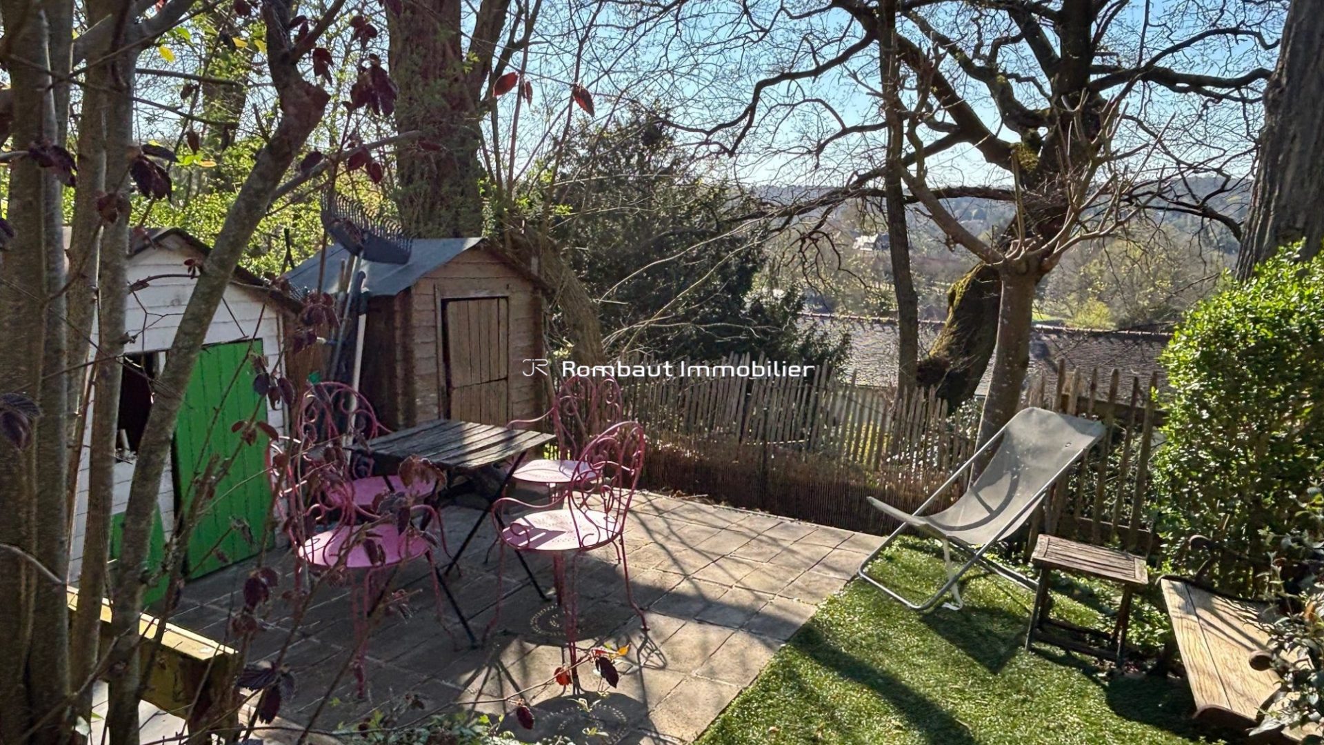 1773925300_VM3052_1_original