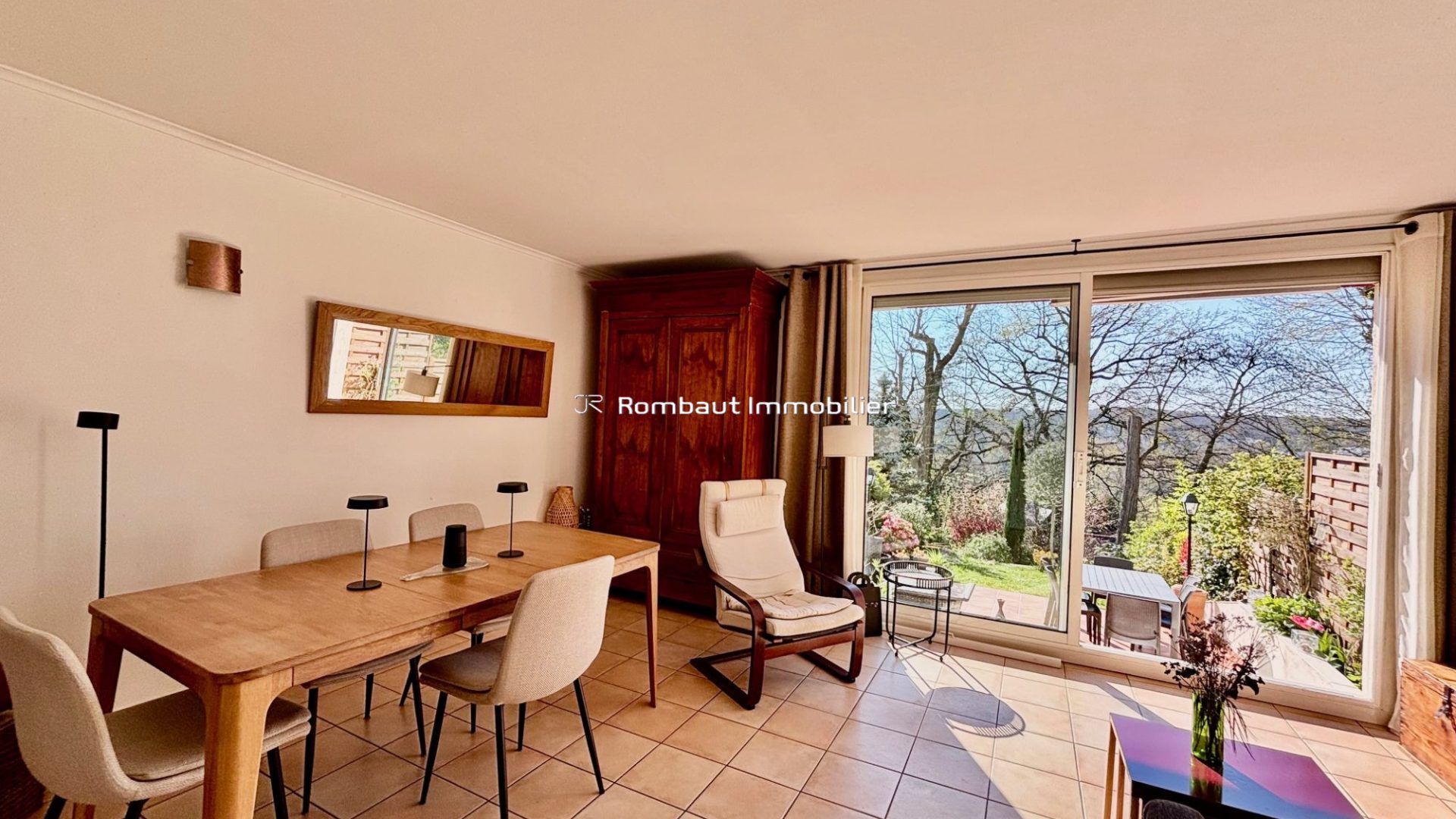 1773925356_VM3052_4_original