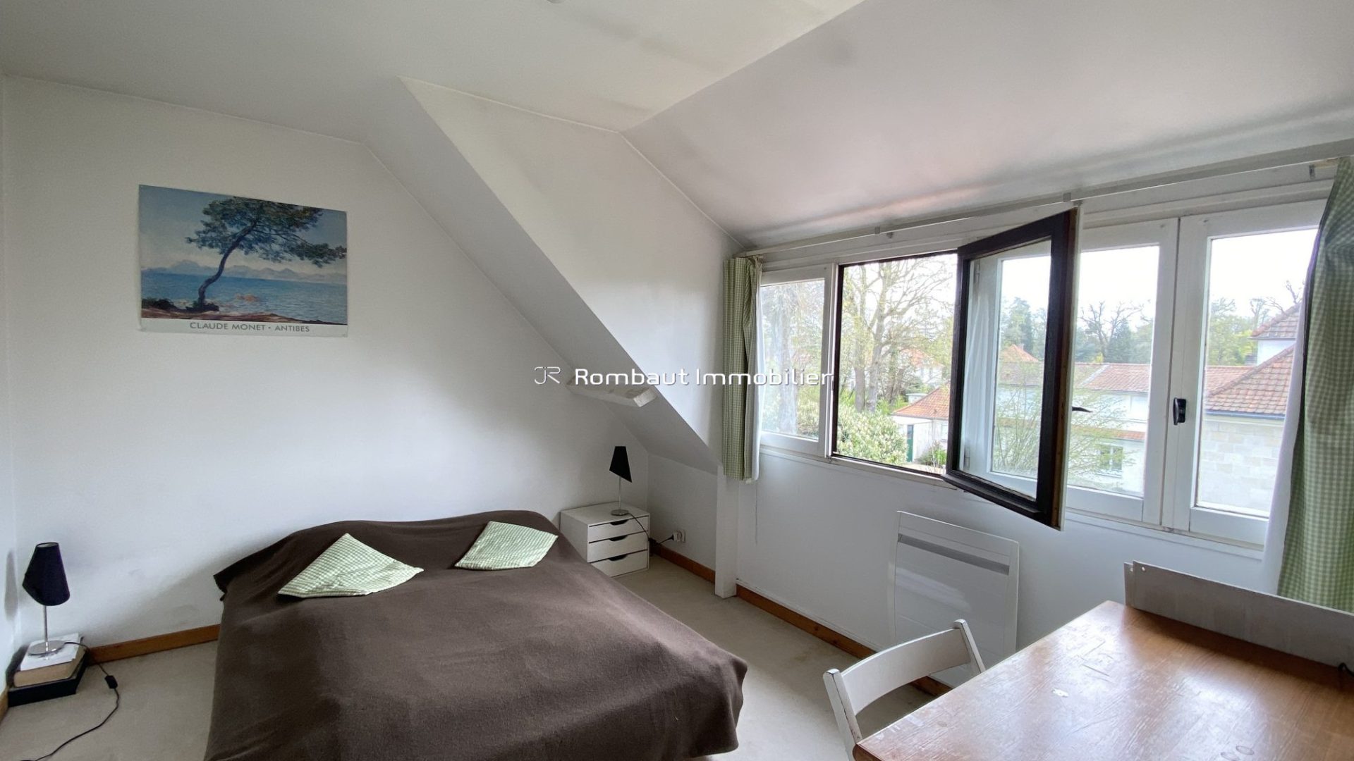 1774864043_VM3057_11_original