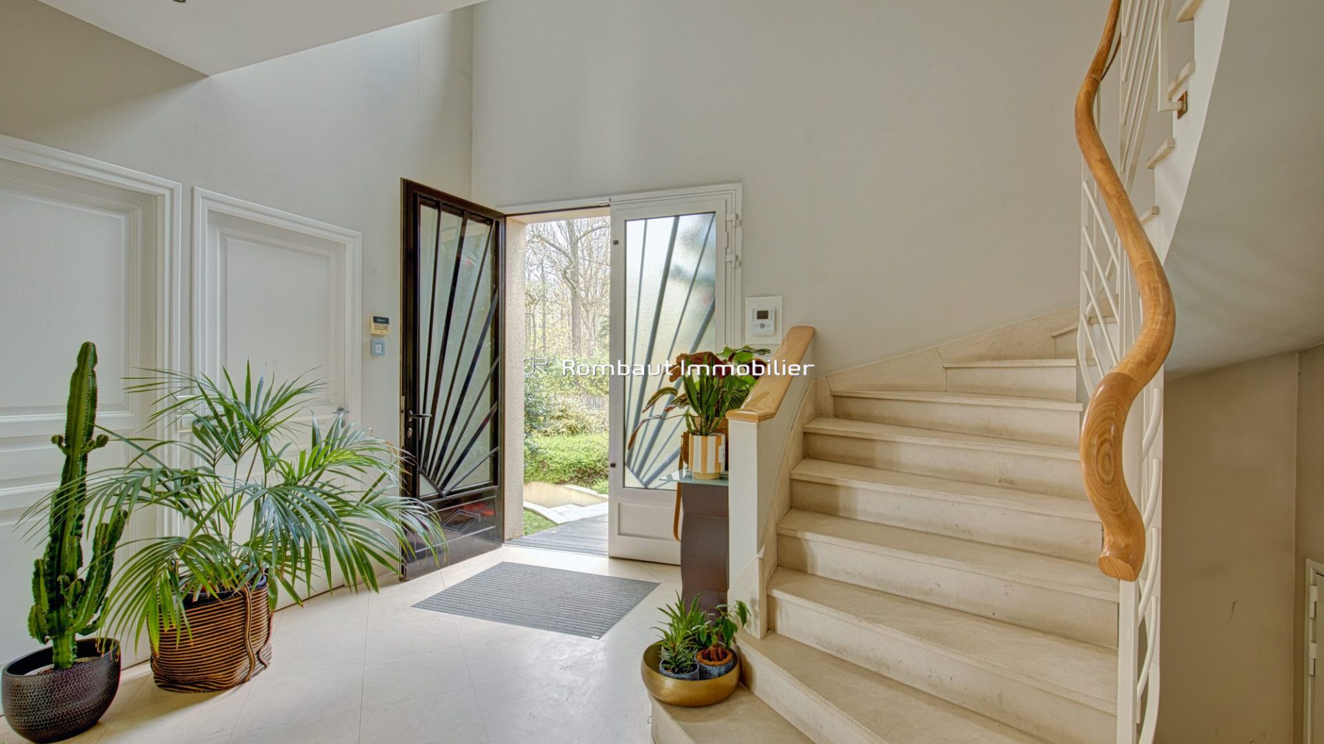 1775145994_VM3058_4_original