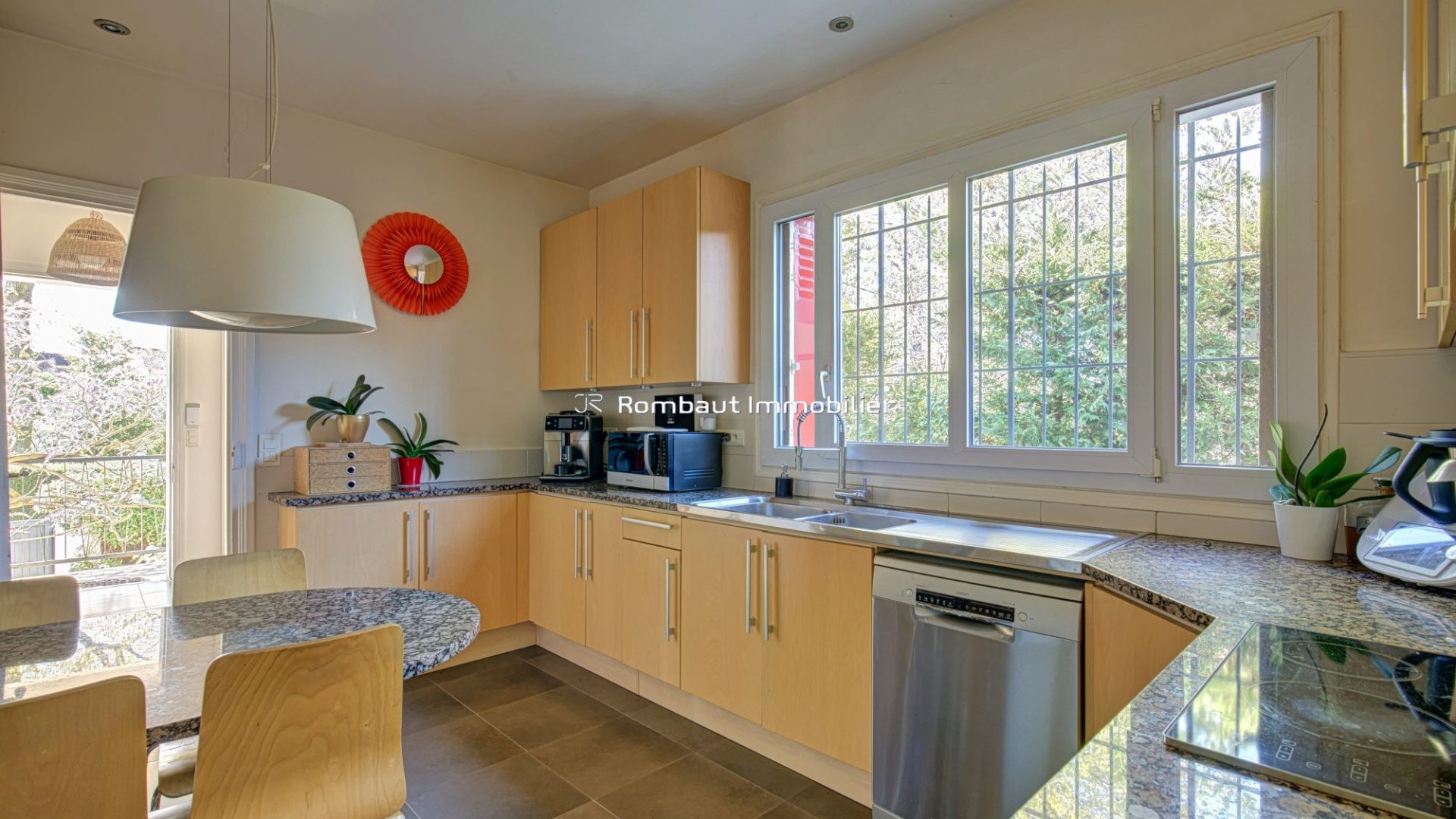 1775741289_VM3062_7_original